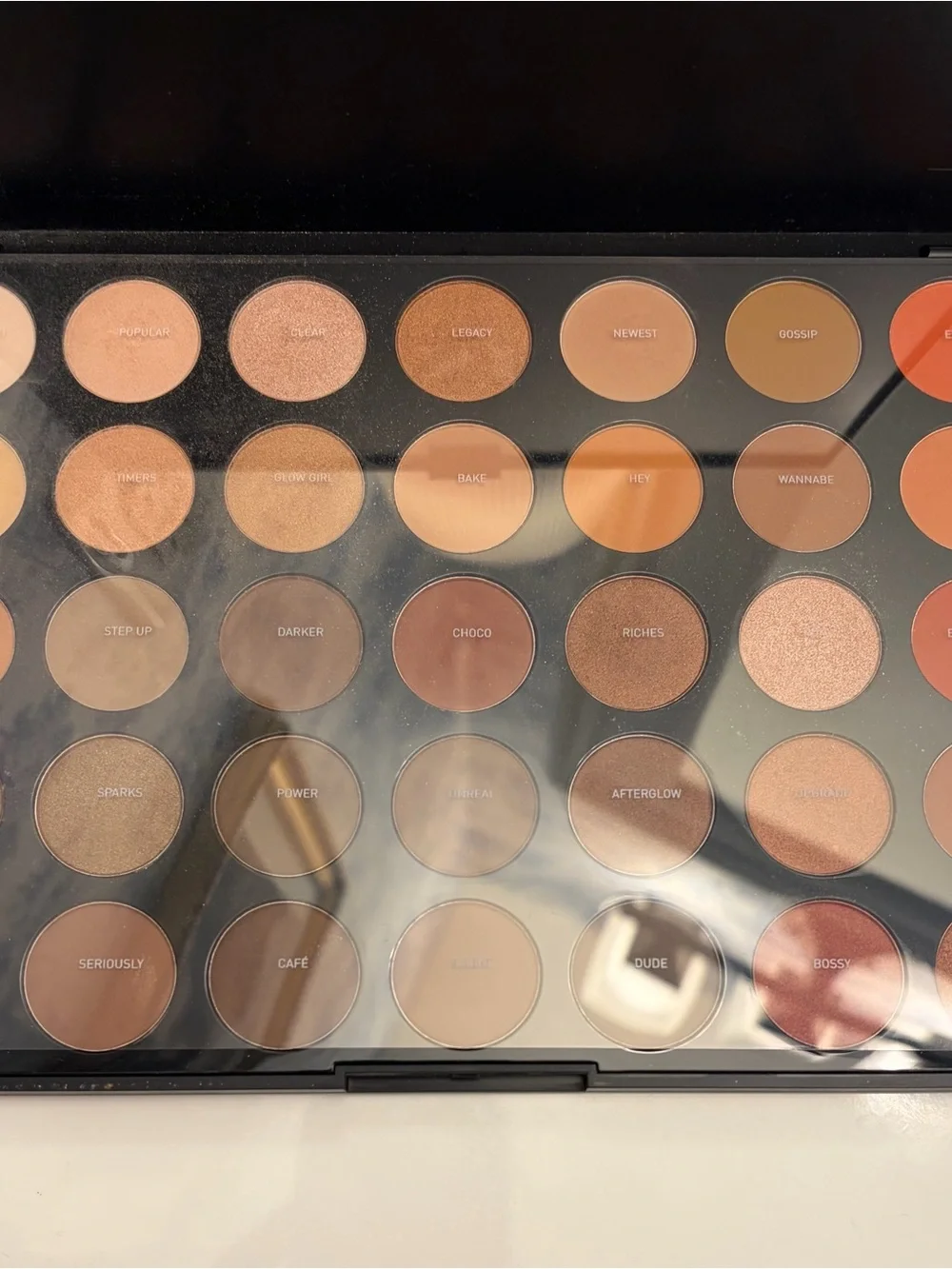 Morphe Artistry Palette 350 Nature Glow EUC Neutral shades mattes and shimmers